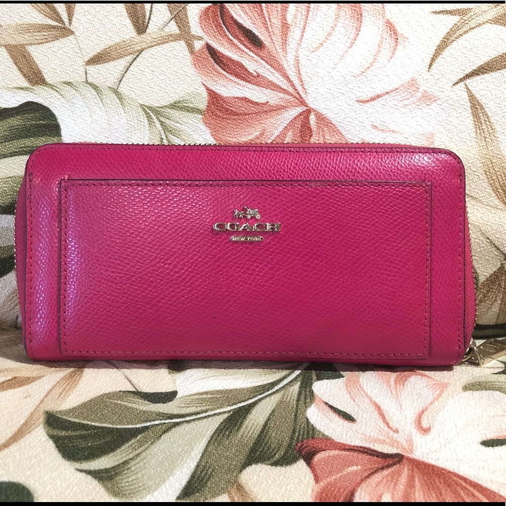 Coach Accordion Wallet